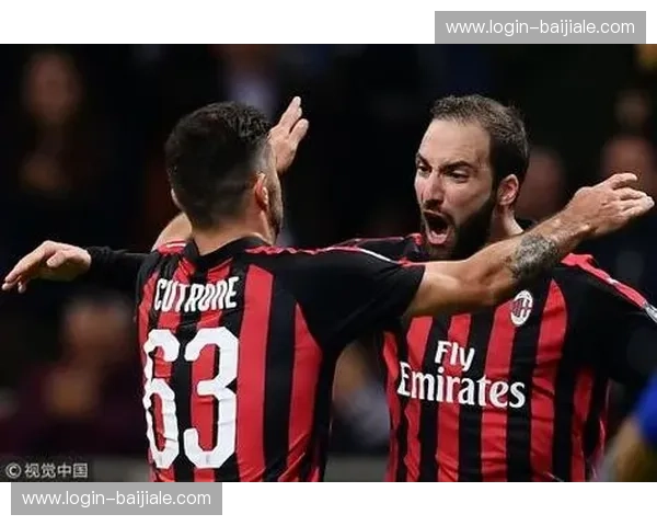 红黑魅影与桑普琴弦：圣西罗的一场意式歌剧